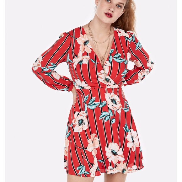 Express Dresses & Skirts - 🌹Express Red Floral Fit and Flare Dress